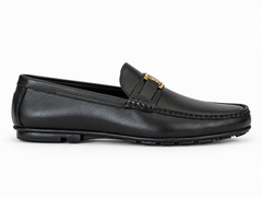 Elite Evoke – Noir Signature Gold Emblem Leather Loafers