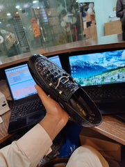 Black Sovereign Crocodile S-Buckle Loafer