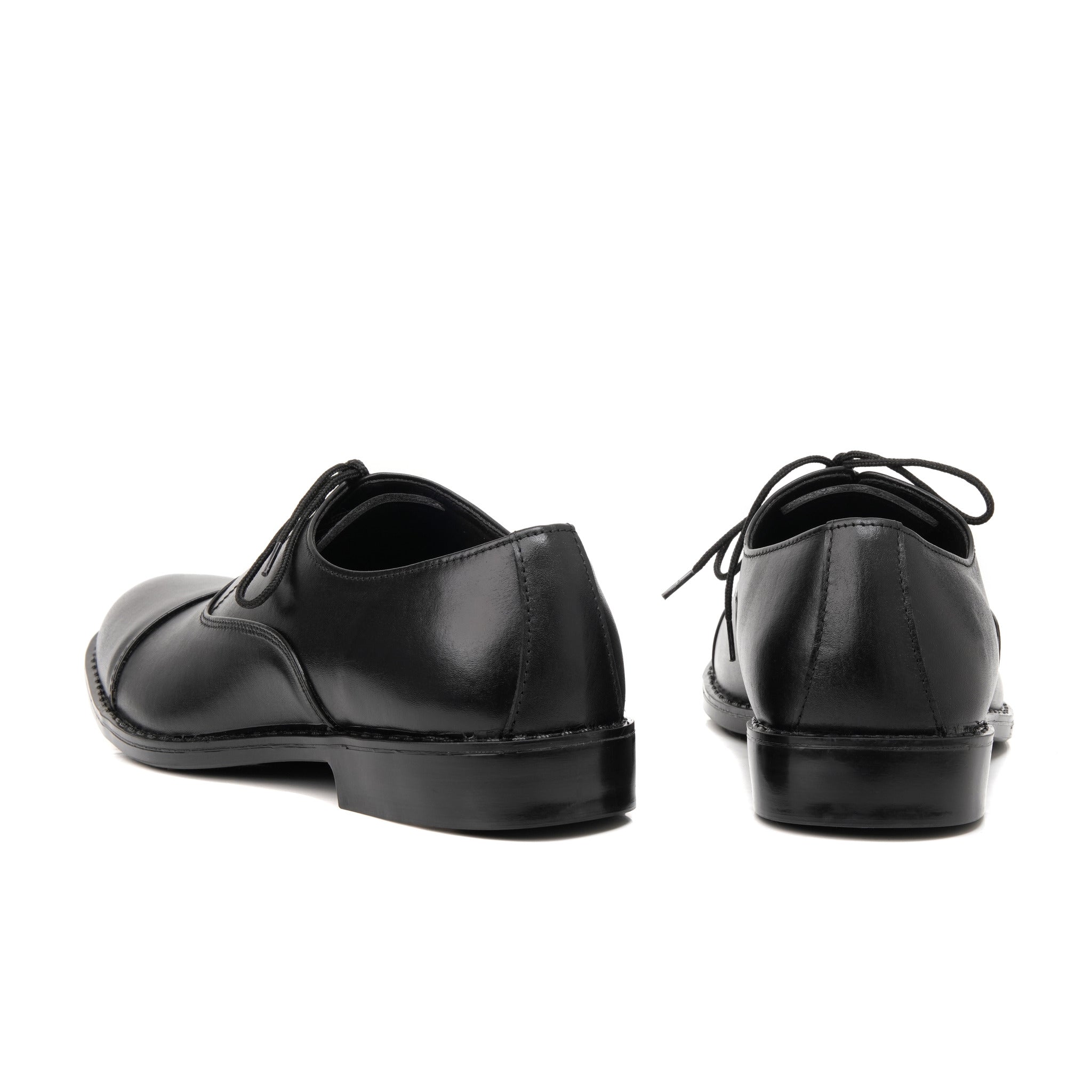 Laced Legacy Oxfords - Pure Cow Leather