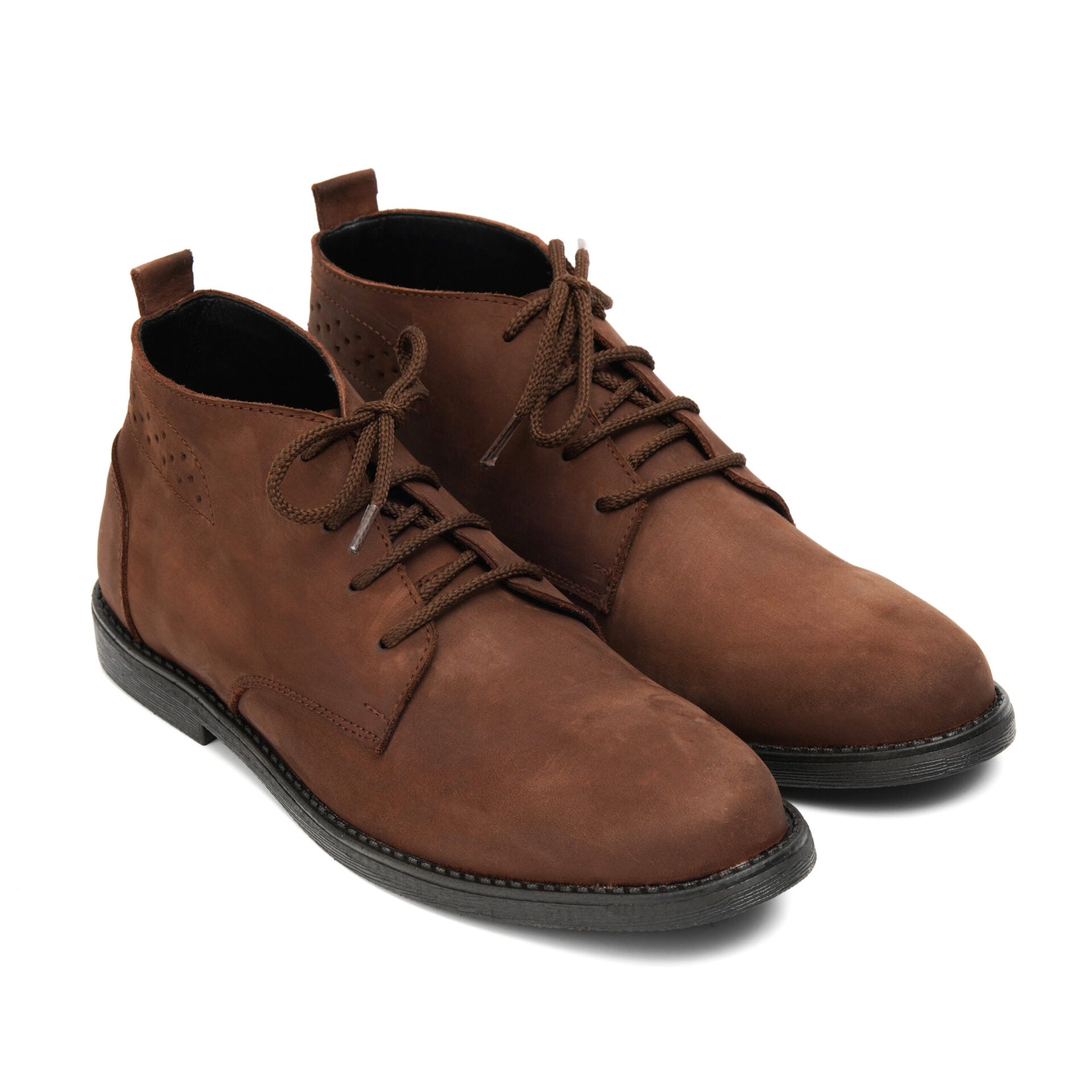 Rustic Rambler Chukka - Cow Leather